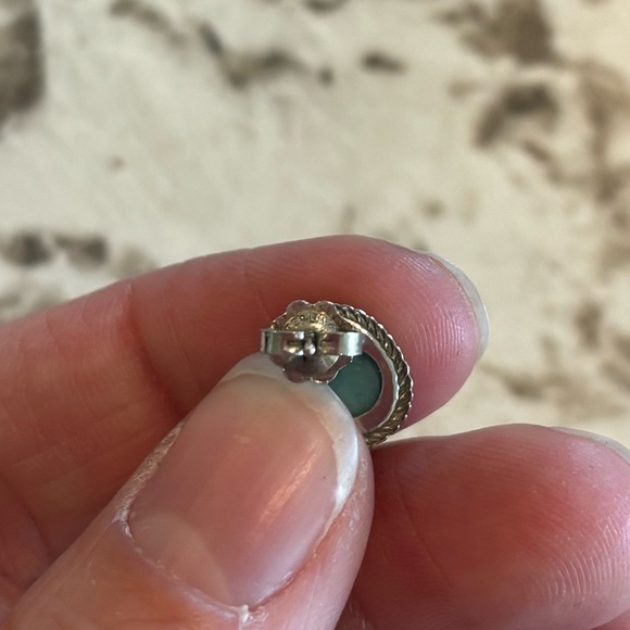 Genuine turquoise oval stud earrings - Picture 4 of 4